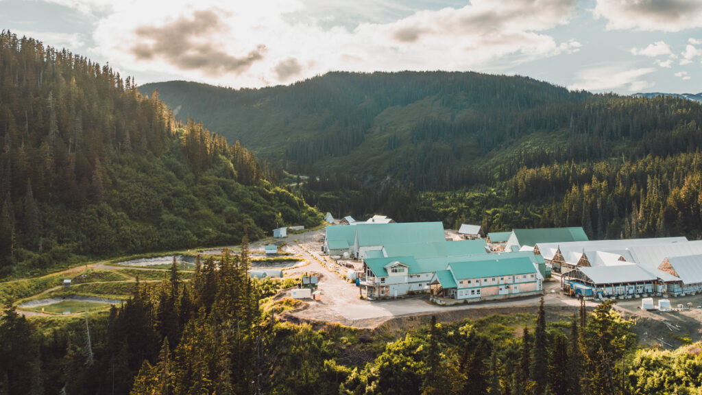 Featured Item Thumbnails Technical Report 06